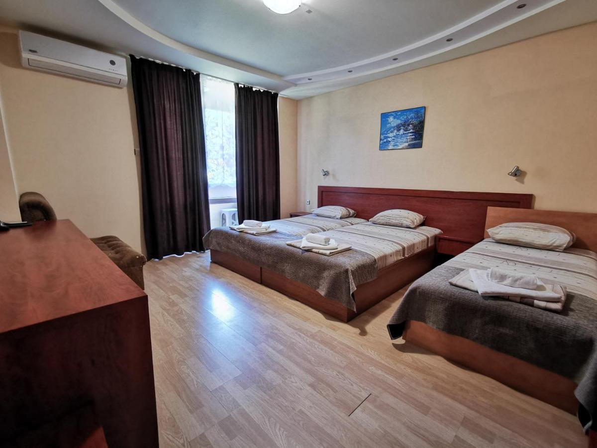 Hotel Paris Relax Zone Balchik Exterior foto