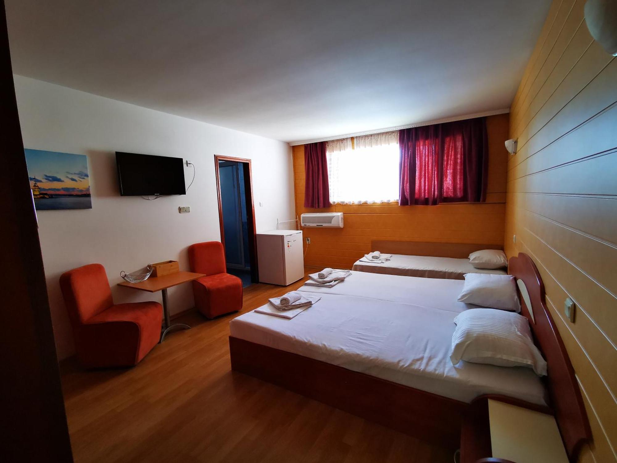 Hotel Paris Relax Zone Balchik Exterior foto