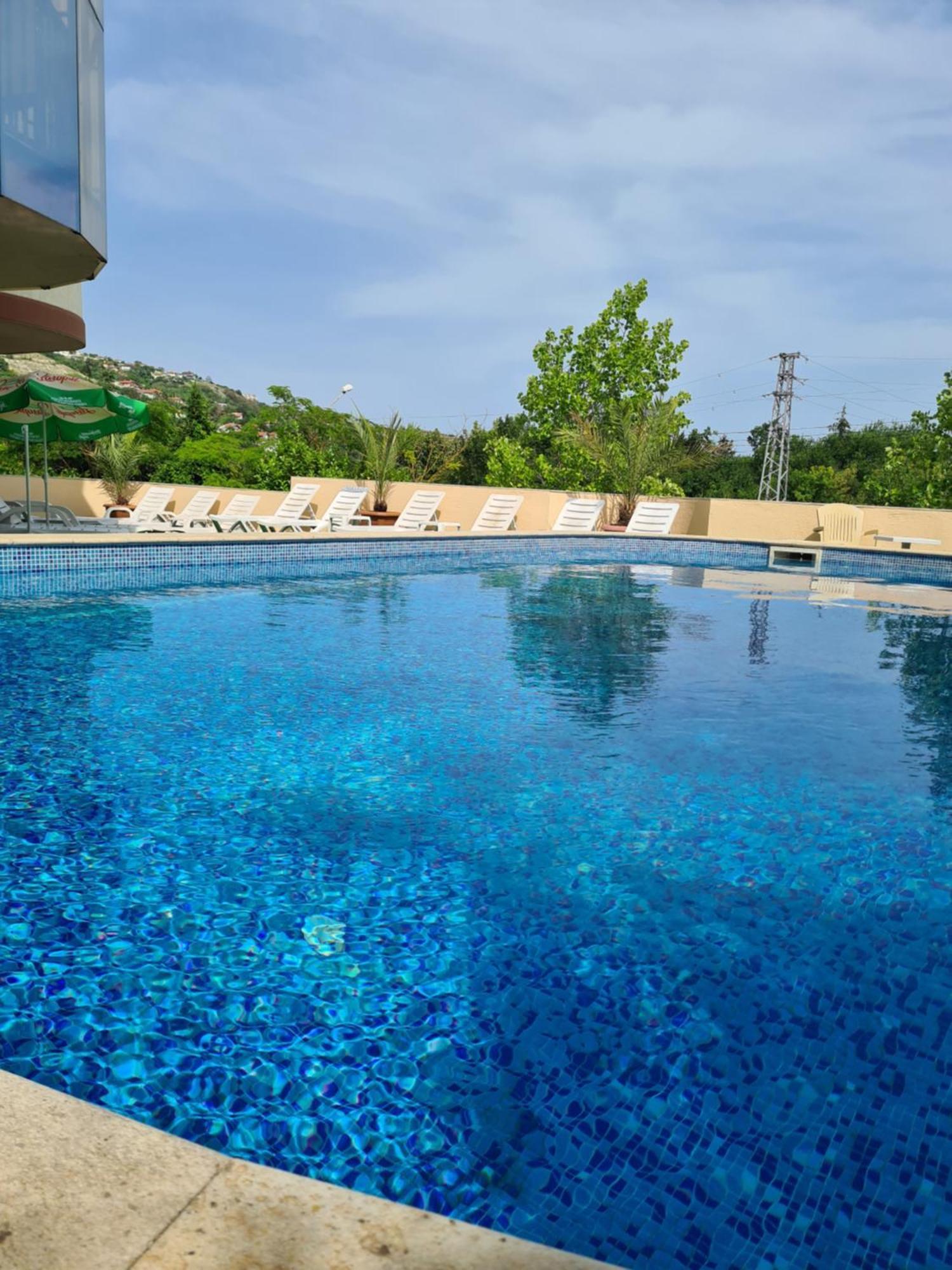 Hotel Paris Relax Zone Balchik Exterior foto